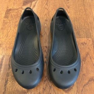 Womens Crocs Size 7